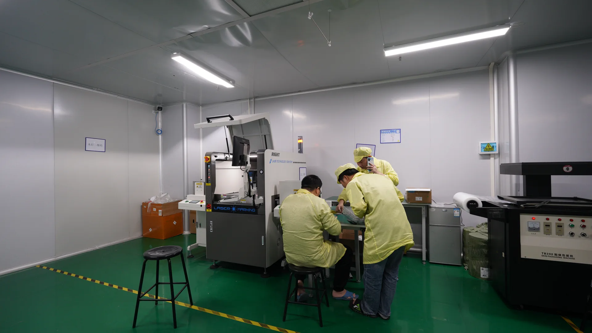 Engineering team reviewing inspection flow